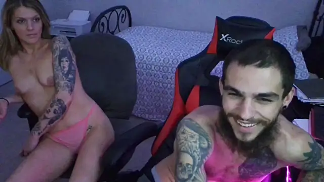 Snapshot of XMeF10 chatting on 02-18-25, 05:09 XMeF10 online show from 02-18-25, 05:09