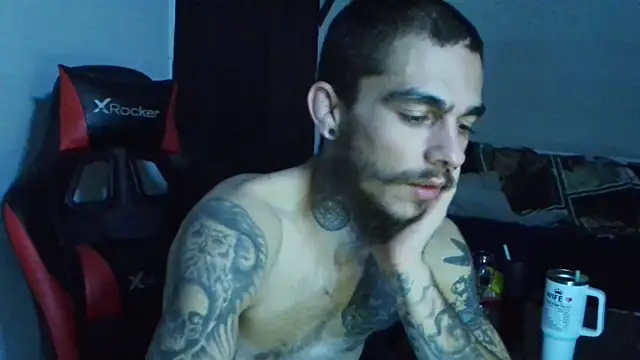 Snapshot of XMeF10 chatting on 02-23-25, 04:28 XMeF10 online show from 02-23-25, 04:28