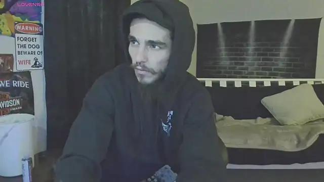 Snapshot of XMeF10 chatting on 03-06-25, 08:27 XMeF10 online show from 03-06-25, 08:27