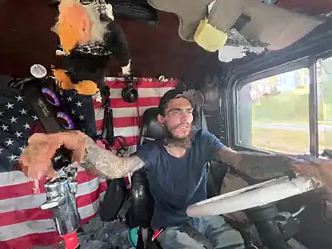 XMeF10 online show from 03-26-26, 04:56