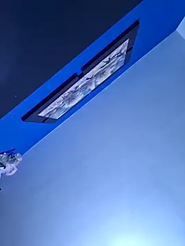 yarely9 online show from 02-10-25, 04:19