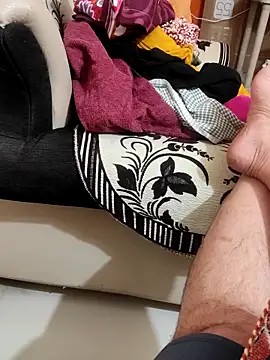 Akhil3290 online show from 04-01-26, 04:37