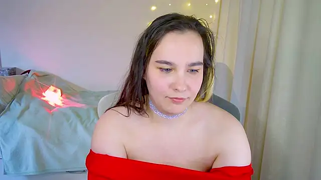 Snapshot of Rosie_Nana chatting on 01-28-25, 07:53 Rosie Nana online show from 01-28-25, 07:53