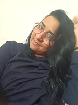 Snapshot of paulinaDiaz1 chatting on 05-06-26, 01:27 paulinaDiaz1 online show from 05-06-26, 01:27