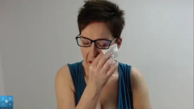 Snapshot of Sofie69Velvet chatting on 11-12-25, 06:14 Sofie69Velvet online show from 11-12-25, 06:14