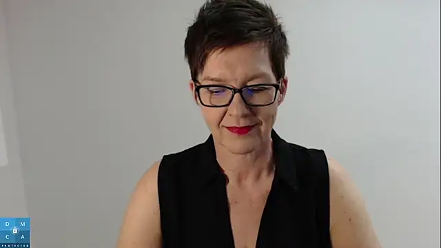 Snapshot of Sofie69Velvet chatting on 11-29-25, 03:26 Sofie69Velvet online show from 11-29-25, 03:26