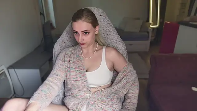 ce leste   online show from 02-16-25, 04:32