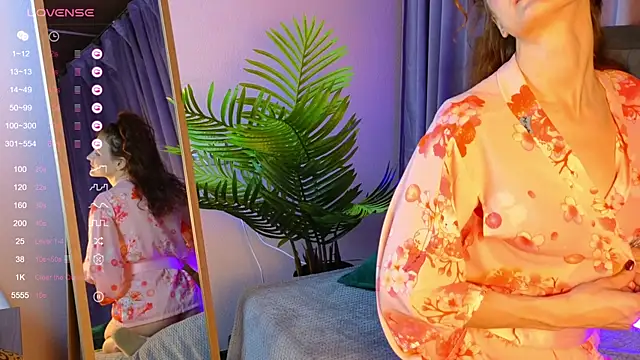 Snapshot of Soo_dreamy chatting on 12-19-24, 01:39 Soo dreamy online show from 12-19-24, 01:39