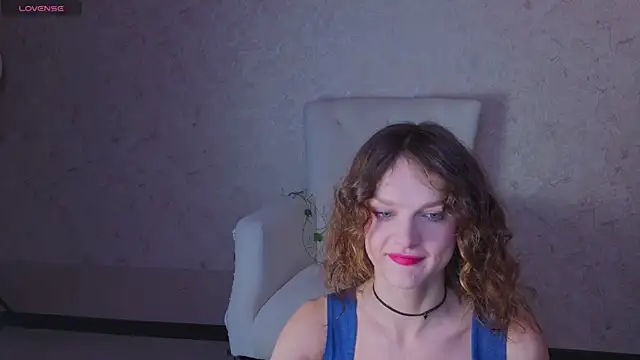 Snapshot of Soo_dreamy chatting on 10-04-25, 01:25 Soo dreamy online show from 10-04-25, 01:25