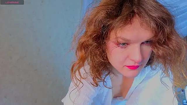 Snapshot of Soo_dreamy chatting on 10-11-25, 01:27 Soo dreamy online show from 10-11-25, 01:27