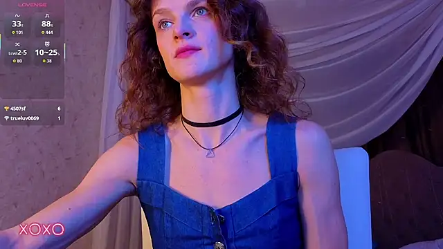 Snapshot of Soo_dreamy chatting on 11-03-25, 01:29 Soo dreamy online show from 11-03-25, 01:29