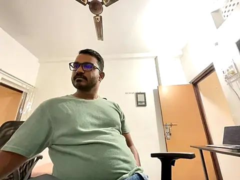 real meet girl finding in online show from 12-05-24, 08:44