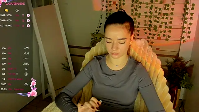 Bella XO online show from 09-19-25, 06:48