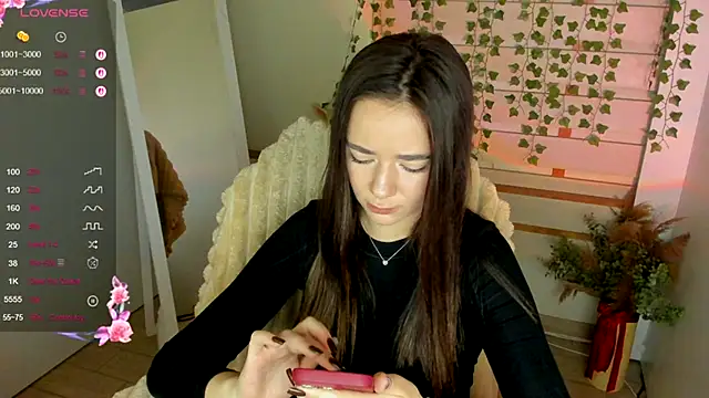 Bella XO online show from 09-25-25, 06:50