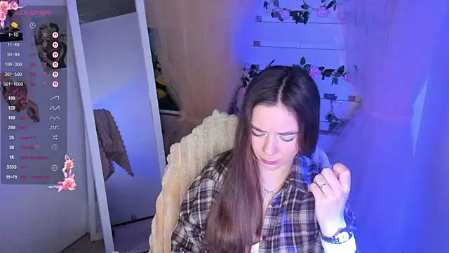 Snapshot of Bella_XO chatting on 05-18-26, 06:19 Bella XO online show from 05-18-26, 06:19
