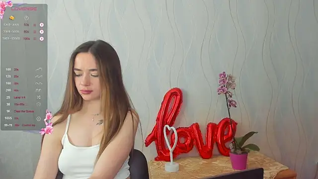 Snapshot of Bella_XO chatting on 05-24-26, 11:15 Bella XO online show from 05-24-26, 11:15