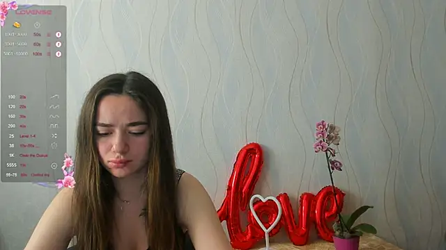 Snapshot of Bella_XO chatting on 05-25-26, 06:52 Bella XO online show from 05-25-26, 06:52