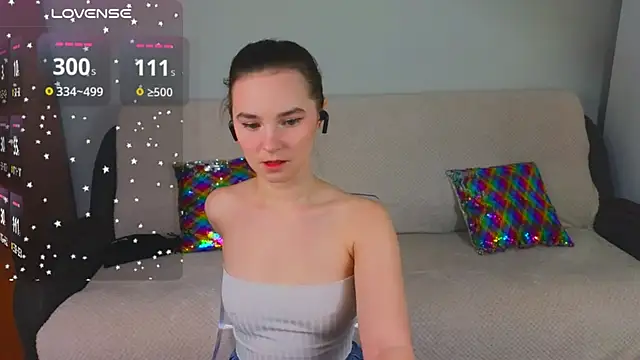 Ellie Sunset online show from 11-30-25, 07:45