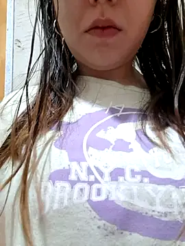 Snapshot of CAT28004 chatting on 11-08-25, 05:56 CAT28004 online show from 11-08-25, 05:56