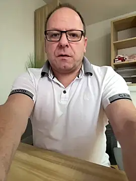 coupleLatinaLovers online show from 02-03-25, 11:20