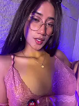 KaitlynLoveCam online show from 05-25-26, 10:49