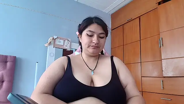  69HONRY online show from 02-02-25, 04:32