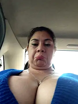 Laura-Hernandez online show from 03-10-26, 03:50