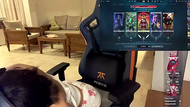 JayJaylov online show from 12-31-24, 04:57