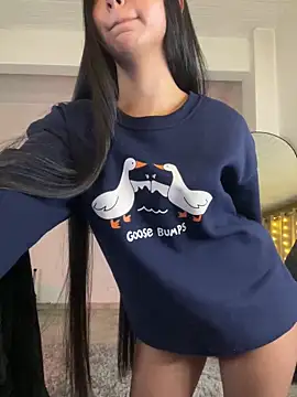 Snapshot of aly_golden_ chatting on 12-09-24, 06:55 aly golden online show from 12-09-24, 06:55