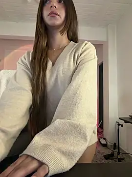 Snapshot of aly_golden_ chatting on 02-02-26, 05:28 aly golden online show from 02-02-26, 05:28