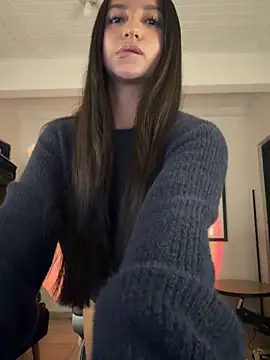 Snapshot of aly_golden_ chatting on 06-14-26, 07:21 aly golden online show from 06-14-26, 07:21