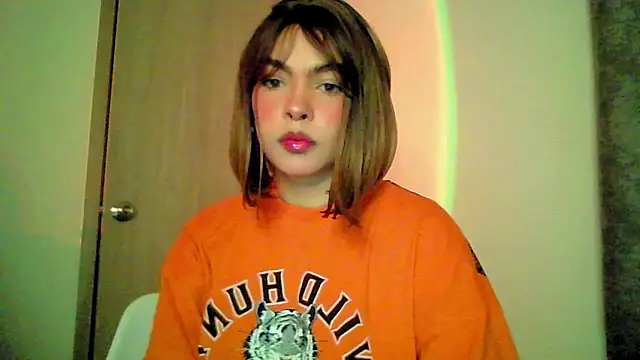 Kiri Cutee online show from 09-13-25, 04:12