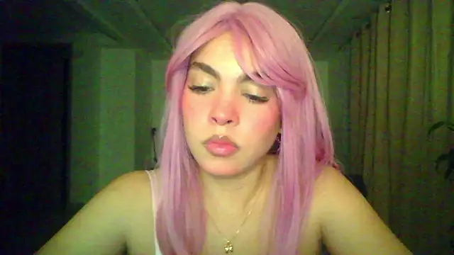 Kiri Cutee online show from 11-25-25, 04:23