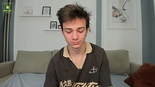 Snapshot of Viego_Pattel chatting on 10-19-25, 11:44 Viego Pattel online show from 10-19-25, 11:44
