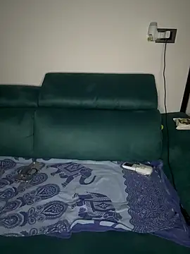 Snapshot of Porcella96 chatting on 01-01-25, 10:13 Porcella96 online show from 01-01-25, 10:13