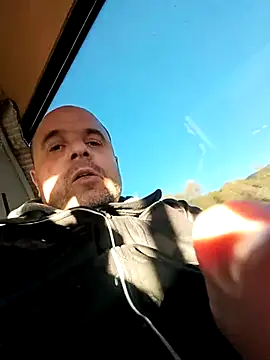 Snapshot of ChristianMouth chatting on 10-18-25, 02:51 ChristianMouth online show from 10-18-25, 02:51