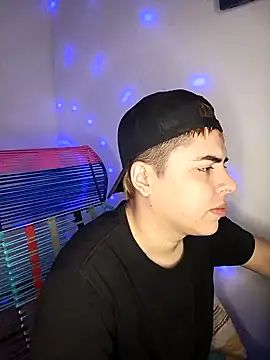 Snapshot of CARKIS-69 chatting on 12-12-24, 07:15 CARKIS-69 online show from 12-12-24, 07:15