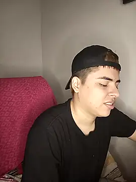 Snapshot of CARKIS-69 chatting on 12-13-24, 05:00 CARKIS-69 online show from 12-13-24, 05:00