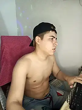 Snapshot of CARKIS-69 chatting on 12-16-24, 03:00 CARKIS-69 online show from 12-16-24, 03:00