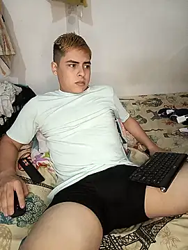 Snapshot of CARKIS-69 chatting on 12-29-24, 12:30 CARKIS-69 online show from 12-29-24, 12:30