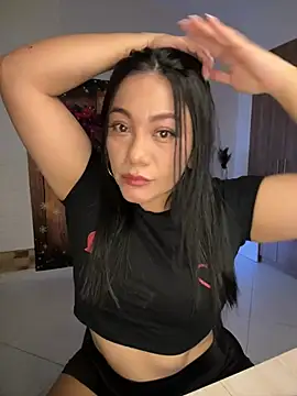 Snapshot of Abril10_ chatting on 12-19-24, 11:29 Abril10 online show from 12-19-24, 11:29
