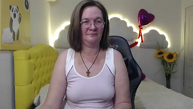 HolyMilfa online show from 03-22-25, 05:09