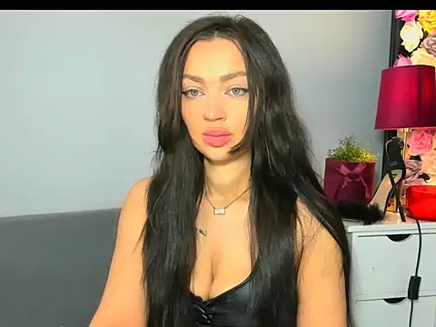 OliviaFantasy online show from 03-17-26, 07:23