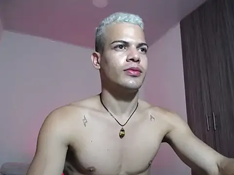 SWEET MIGUEL online show from 12-23-25, 01:58