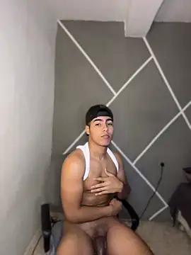 Snapshot of Diegobaby-18 chatting on 04-13-26, 07:30 Diegobaby-18 online show from 04-13-26, 07:30