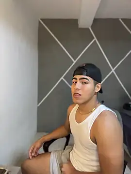 Snapshot of Diegobaby-18 chatting on 04-15-26, 05:03 Diegobaby-18 online show from 04-15-26, 05:03