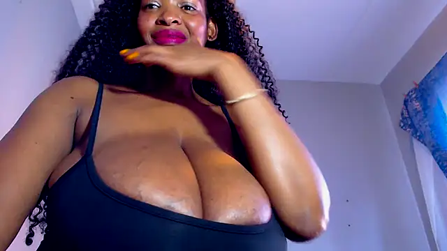 Silkytitss online show from 06-16-26, 08:39