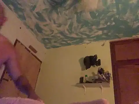 kioluy online show from 04-14-26, 03:56