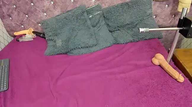 VALENTINA3x online show from 03-17-25, 06:29