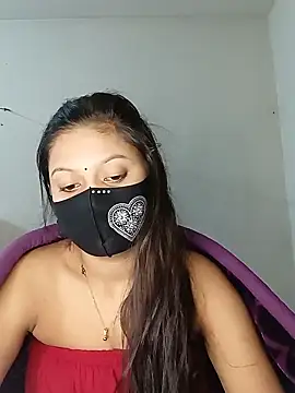 Snapshot of Nadia-2 chatting on 12-23-24, 08:25 Nadia-2 online show from 12-23-24, 08:25